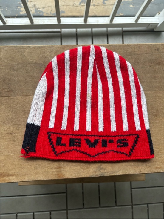 Levi's Other - Levi's Red & White Striped Beanie